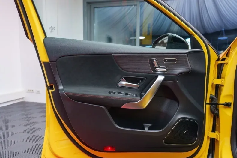 Mercedes-Benz A 35 AMG din 2021 cu 29.777 km - oferta MER116136 - foto 13