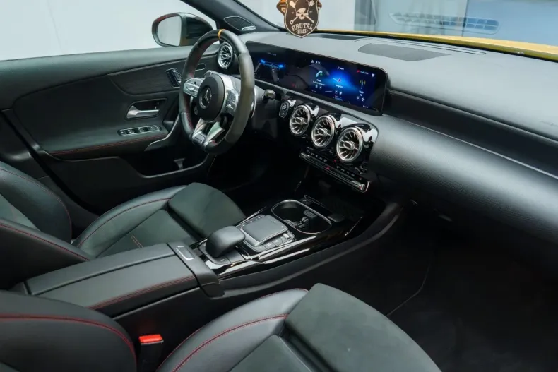 Mercedes-Benz A 35 AMG din 2021 cu 29.777 km - oferta MER116136 - foto 26