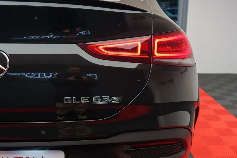 Mercedes-Benz GLE 63 AMG din 2020 cu 17.550 km - oferta MER116142 - foto 5