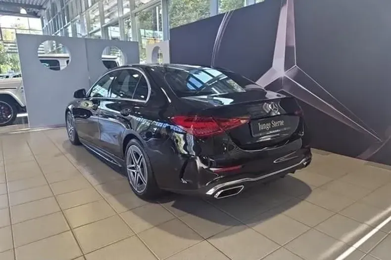 Mercedes-Benz C 300 din 2021 cu 25.227 km - oferta MER116151 - foto 4