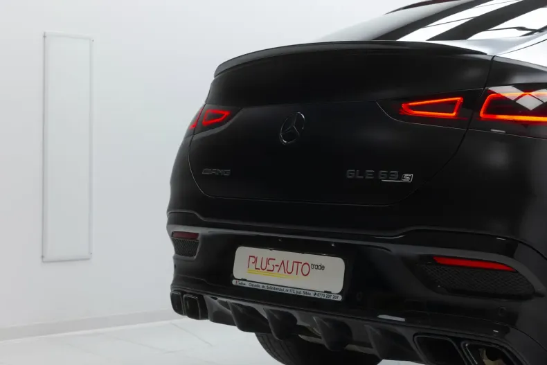 Mercedes-Benz GLE 63 AMG din 2022 cu 79.000 km - oferta MER116152 - foto 21