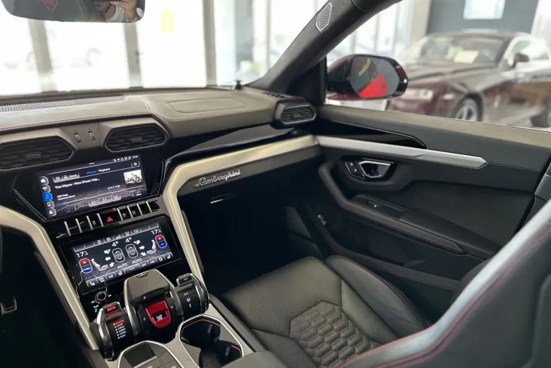 Lamborghini Urus din 2020 cu 45.000 km - oferta LAM116153 - foto 24