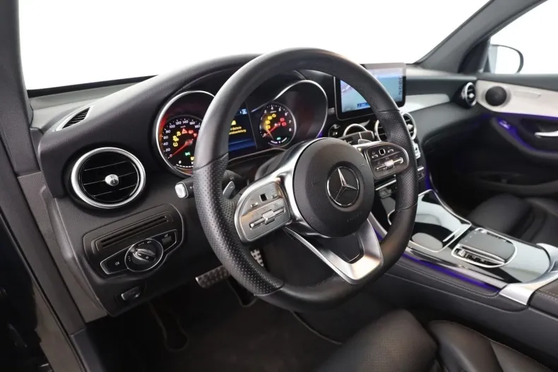 Mercedes-Benz GLC 300 din 2020 cu 35.400 km - oferta MER116156 - foto 3