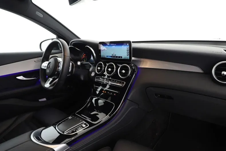 Mercedes-Benz GLC 300 din 2020 cu 35.400 km - oferta MER116156 - foto 12