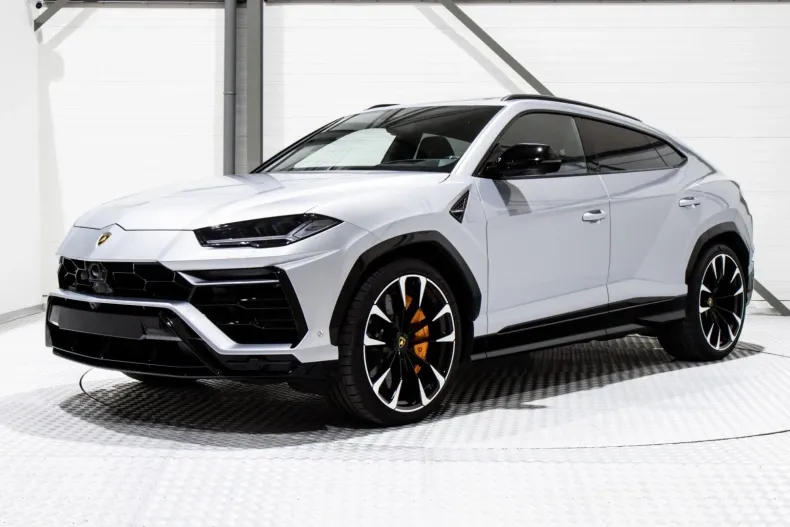 Lamborghini Urus din 2022 cu 7.400 km - oferta LAM116159 - foto 1