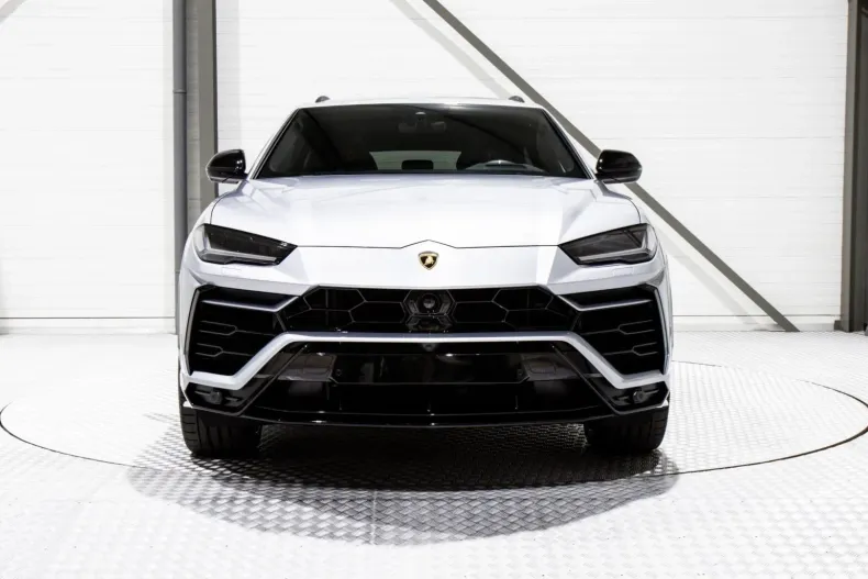 Lamborghini Urus din 2022 cu 7.400 km - oferta LAM116159 - foto 2