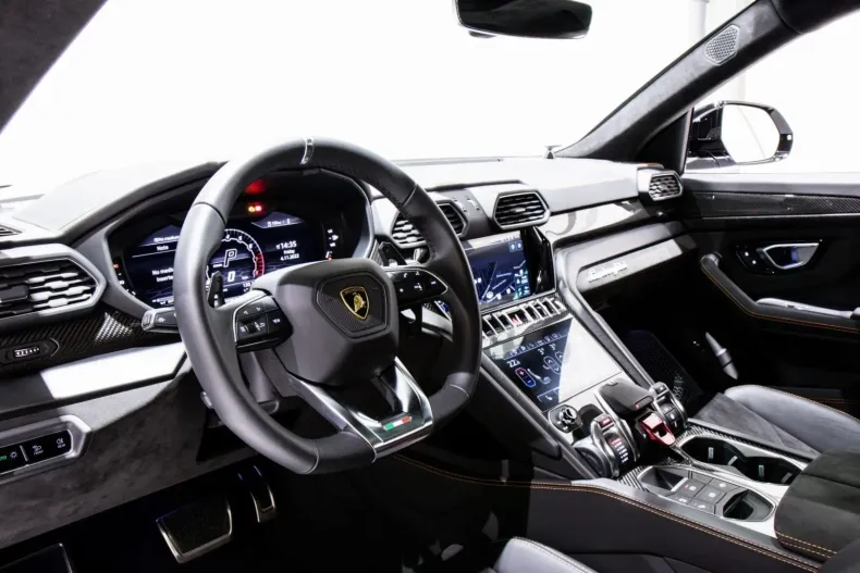 Lamborghini Urus din 2022 cu 7.400 km - oferta LAM116159 - foto 5