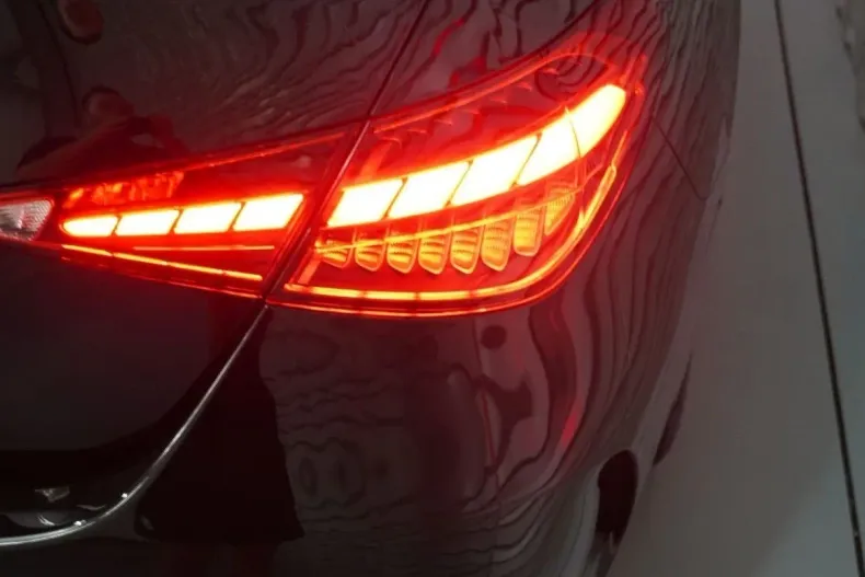 Mercedes-Benz C 180 din 2022 cu 9.000 km - oferta MER116163 - foto 8