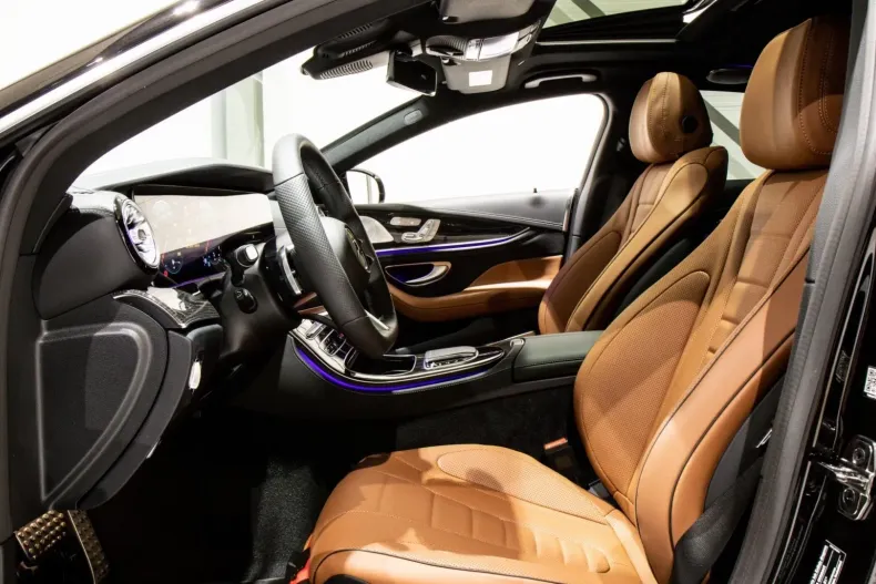 Mercedes-Benz CLS 400 din 2022 cu 25 km - oferta MER116164 - foto 5