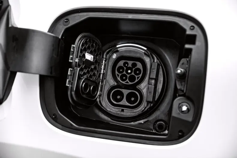 Mercedes-Benz GLE 350 din 2021 cu 47.000 km - oferta MER116165 - foto 6