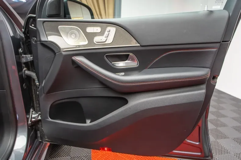 Mercedes-Benz GLE 53 AMG din 2021 cu 24.207 km - oferta MER116168 - foto 24