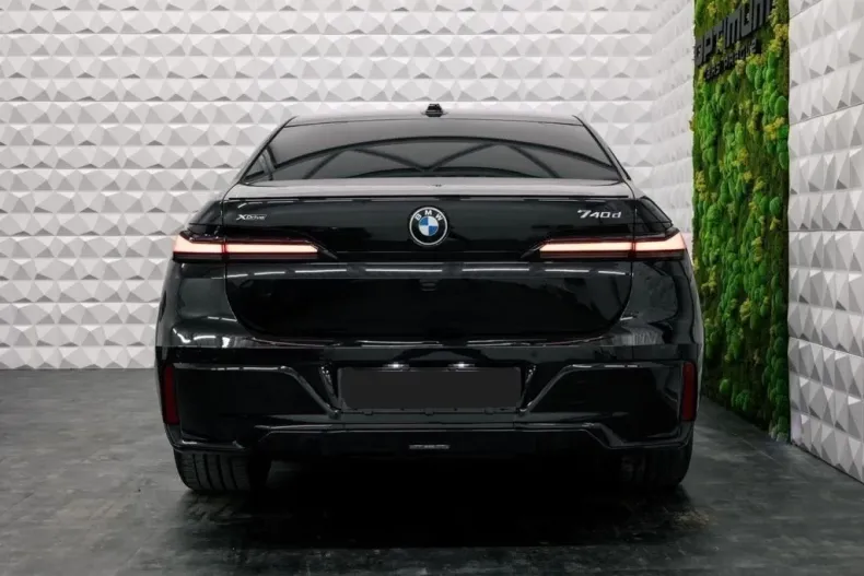 BMW 740 din 2023 cu 10 km - oferta BMW116171 - foto 2