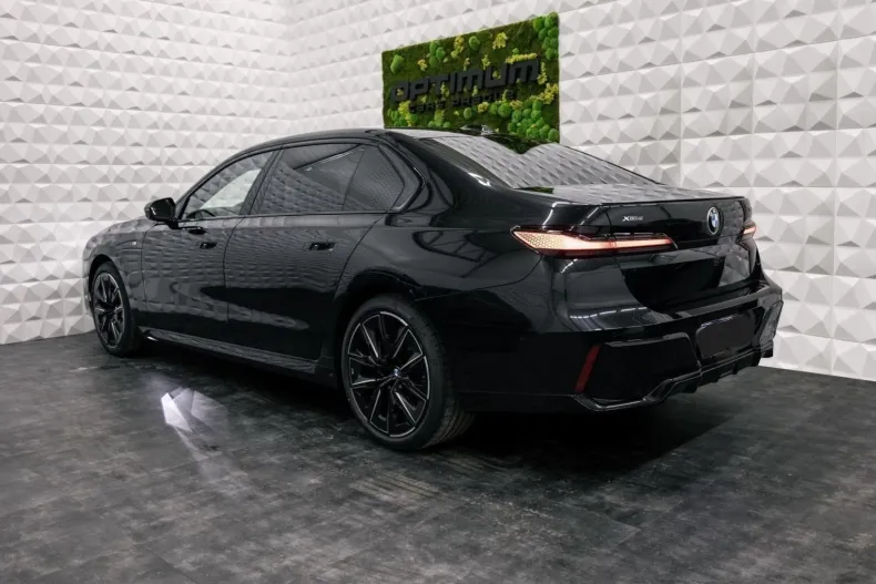 BMW 740 din 2023 cu 10 km - oferta BMW116171 - foto 4