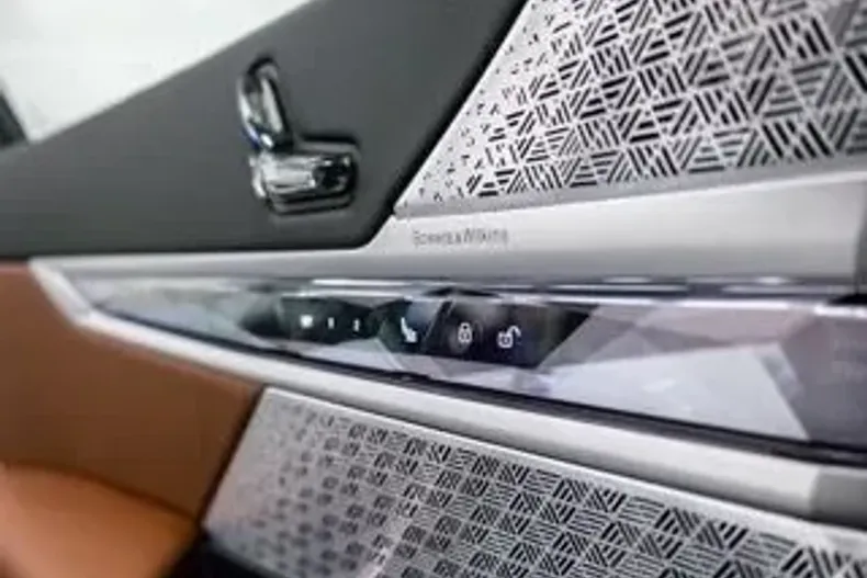 BMW 740 din 2023 cu 10 km - oferta BMW116171 - foto 15