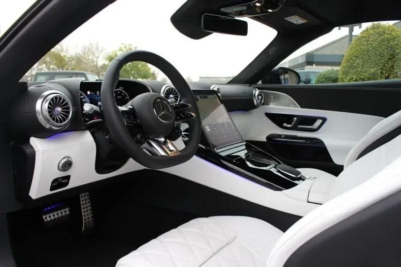 Mercedes-Benz SL 63 AMG din 2022 cu 50 km - oferta MER116173 - foto 6