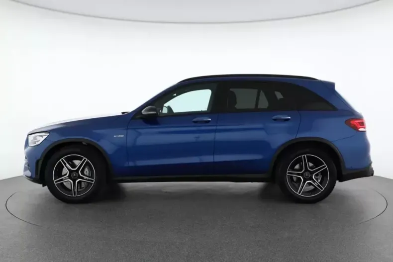 Mercedes-Benz GLC 43 AMG din 2021 cu 14.200 km - oferta MER116178 - foto 4