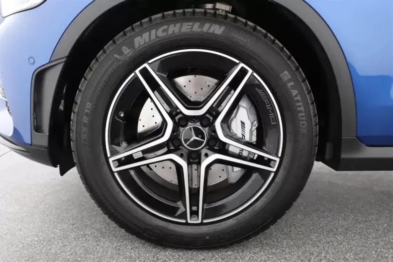 Mercedes-Benz GLC 43 AMG din 2021 cu 14.200 km - oferta MER116178 - foto 9