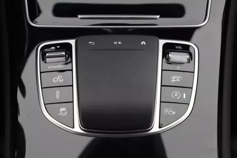 Mercedes-Benz GLC 43 AMG din 2021 cu 14.200 km - oferta MER116178 - foto 19