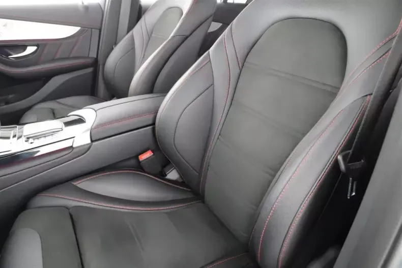 Mercedes-Benz GLC 43 AMG din 2021 cu 14.200 km - oferta MER116178 - foto 22