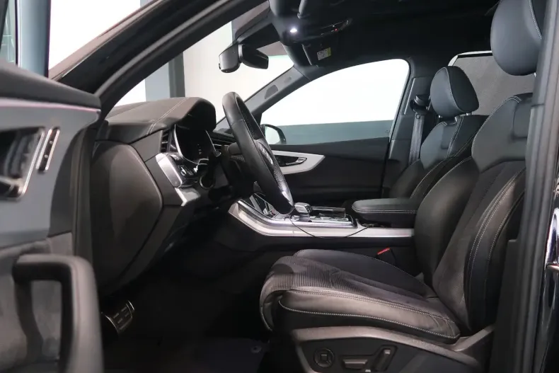 Audi Q7 din 2023 cu 22.589 km - oferta AUD116186 - foto 9