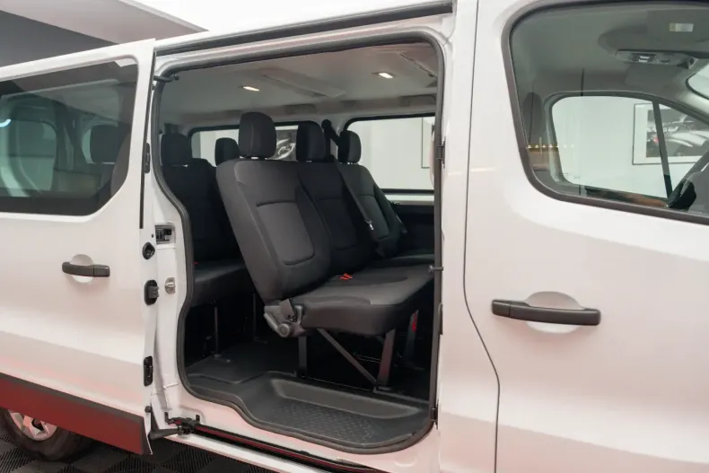 Renault Trafic din 2025 cu 5 km - oferta REN116194 - foto 15