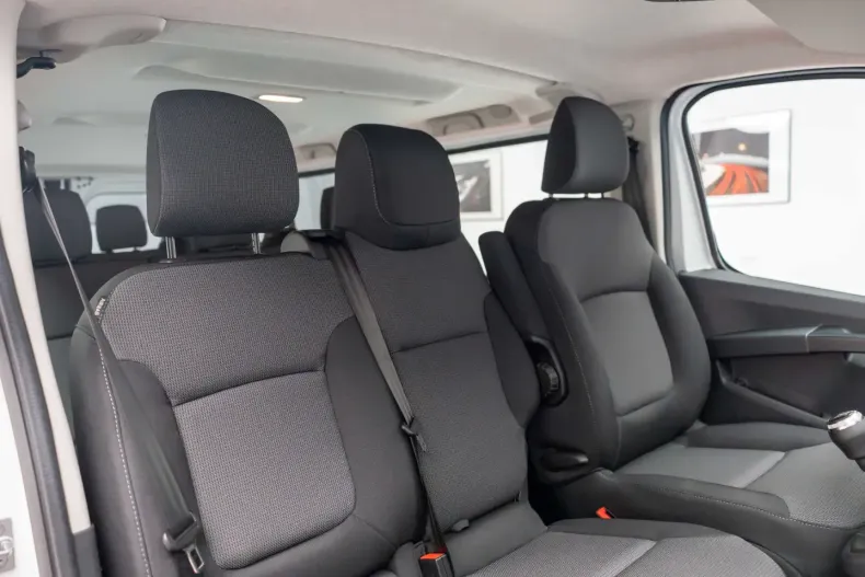 Renault Trafic din 2025 cu 5 km - oferta REN116194 - foto 18