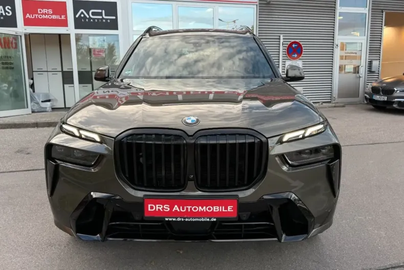 BMW X7 din 2023 cu 33.206 km - oferta BMW116199 - foto 3