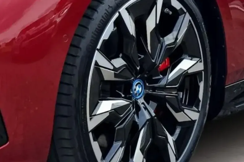 BMW i5 din 2024 cu 19.987 km - oferta BMW116225 - foto 8