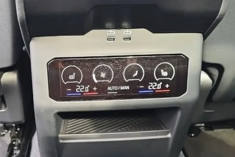 BMW i5 din 2024 cu 19.987 km - oferta BMW116225 - foto 16