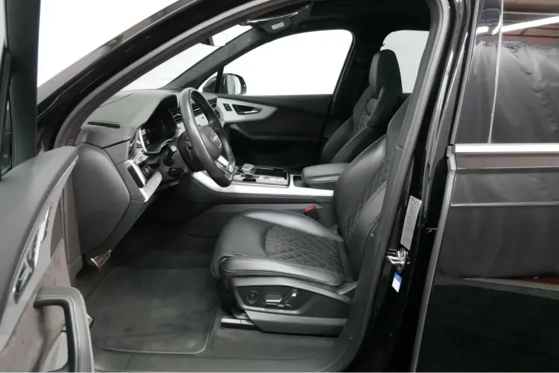 Audi Q7 din 2020 cu 63.400 km - oferta AUD116226 - foto 8