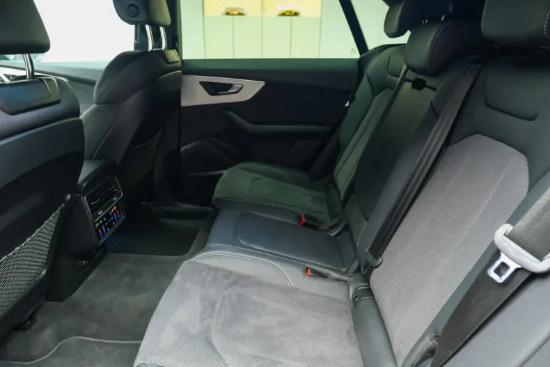 Audi Q8 din 2023 cu 78.900 km - oferta AUD116230 - foto 25