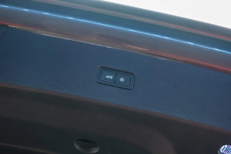 Audi Q8 din 2023 cu 78.900 km - oferta AUD116230 - foto 30