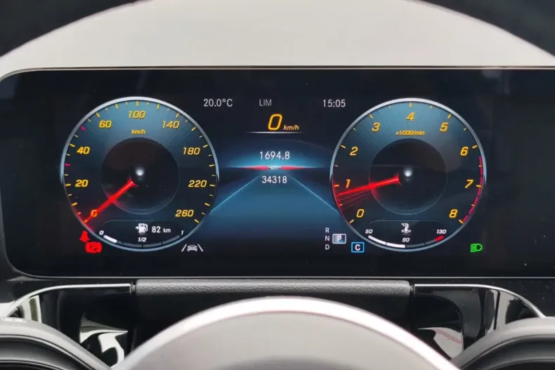 Mercedes-Benz GLA 200 din 2025 cu 34.000 km - oferta MER116232 - foto 25