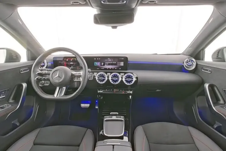 Mercedes-Benz A 200 din 2024 cu 16.900 km - oferta MER116253 - foto 7