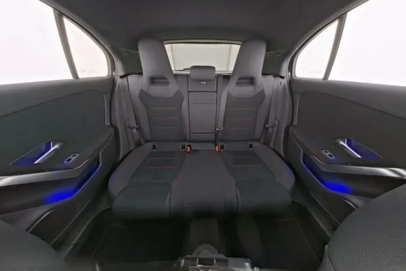 Mercedes-Benz A 200 din 2024 cu 16.900 km - oferta MER116253 - foto 8