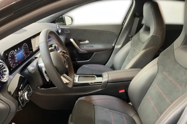 Mercedes-Benz A 180 din 2023 cu 25.327 km - oferta MER116254 - foto 9