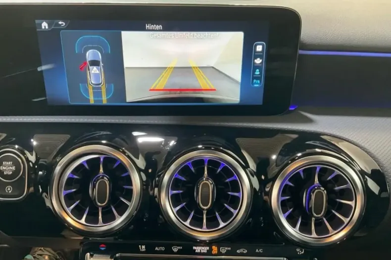 Mercedes-Benz A 180 din 2023 cu 25.327 km - oferta MER116254 - foto 13