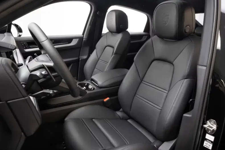 Porsche Cayenne din 2025 cu 5 km - oferta POR116256 - foto 8