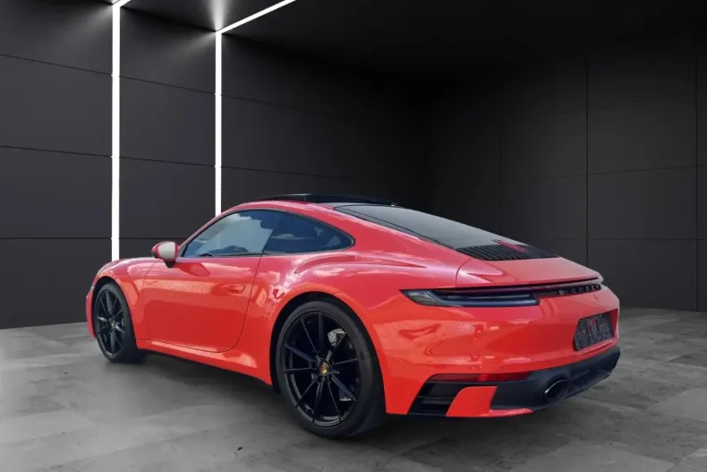 Porsche 992 din 2021 cu 8.900 km - oferta POR116260 - foto 3