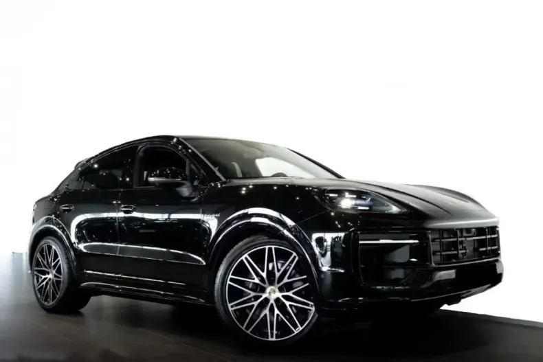 Porsche Cayenne din 2025 cu 20 km - oferta POR116266 - foto 1