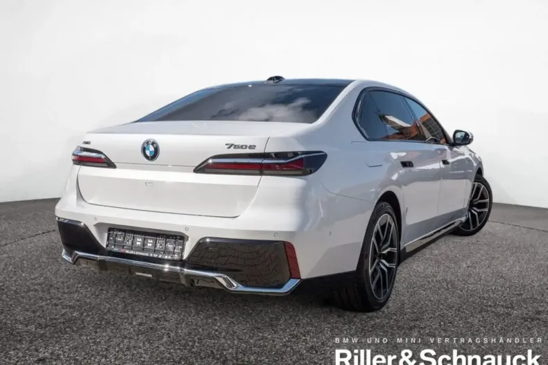 BMW 750 din 2024 cu 16.332 km - oferta BMW116276 - foto 3