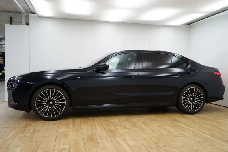 BMW 740 din 2024 cu 19.900 km - oferta BMW116278 - foto 7