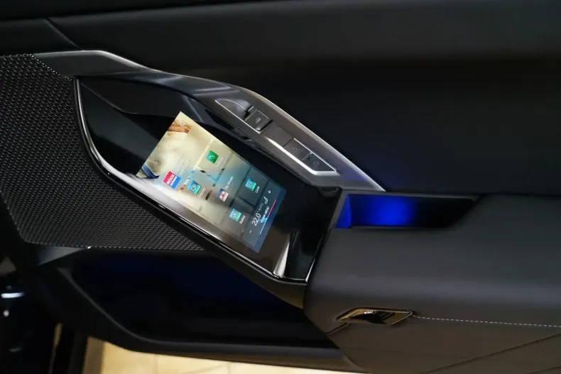 BMW 740 din 2024 cu 19.900 km - oferta BMW116278 - foto 18