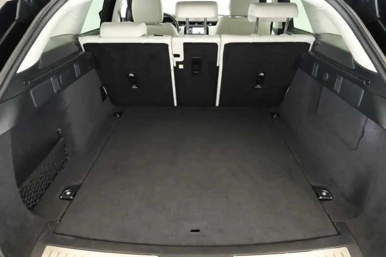 Land Rover Range Rover Velar din 2023 cu 47.300 km - oferta LAN116293 - foto 9