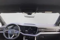 Volkswagen Touareg din 2024 cu 48.547 km - oferta VOL116310 - foto 5