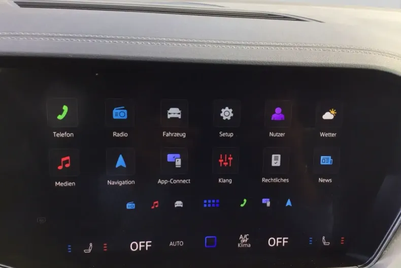 Volkswagen Touareg din 2024 cu 48.547 km - oferta VOL116310 - foto 14