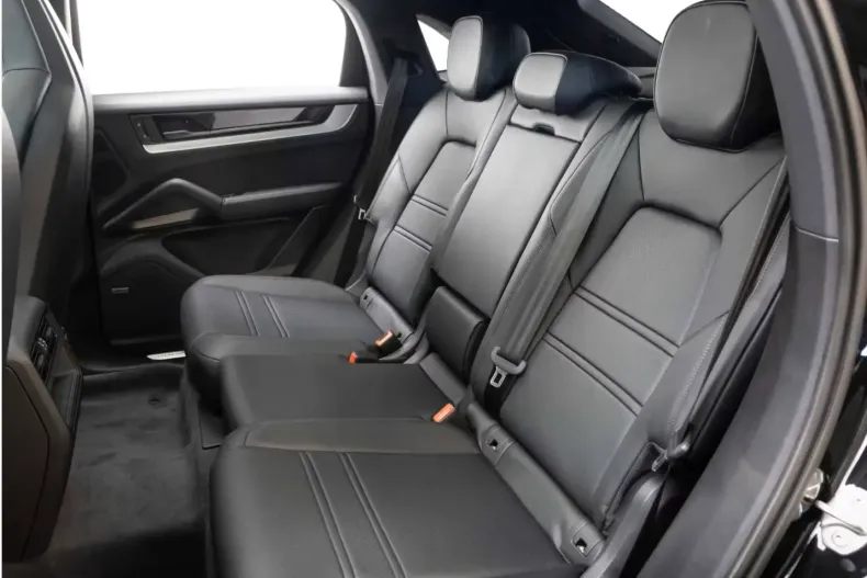 Porsche Cayenne din 2025 cu 5 km - oferta POR116315 - foto 9