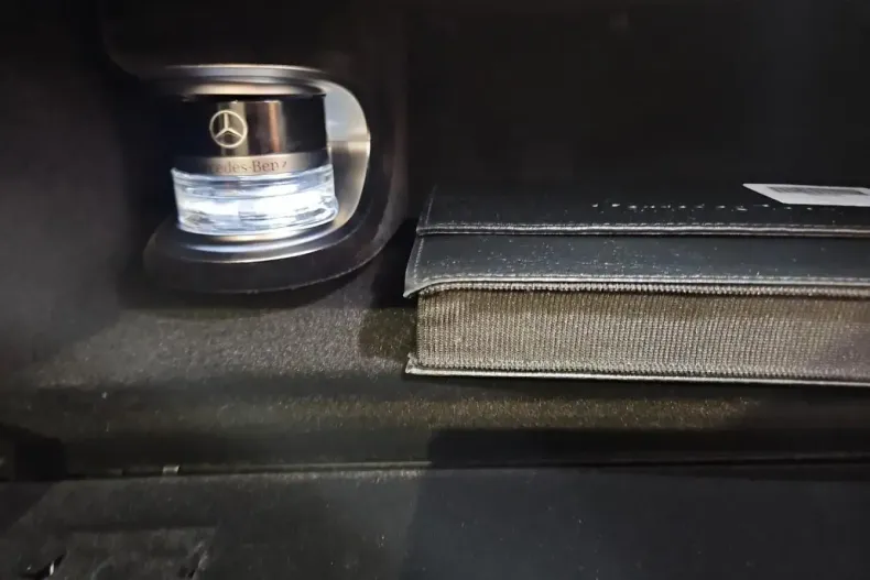 Mercedes-Benz S 500 din 2023 cu 10.805 km - oferta MER116321 - foto 22