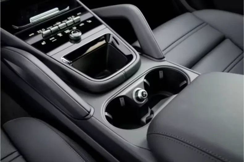 Porsche Cayenne din 2025 cu 5 km - oferta POR116324 - foto 4