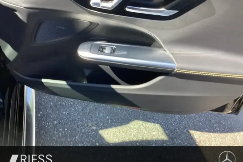 Mercedes-Benz C 63 AMG din 2024 cu 5.821 km - oferta MER116328 - foto 19